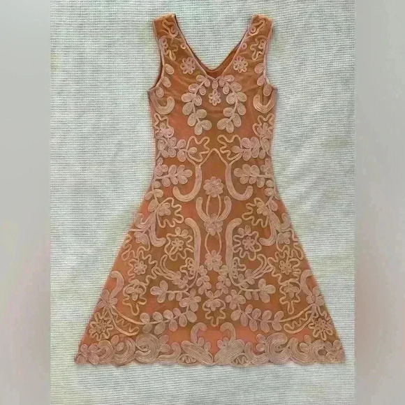 Sundance Women’s Cameo Dress. Orange/peach/white. Size SMALL - Picture 7 of 10